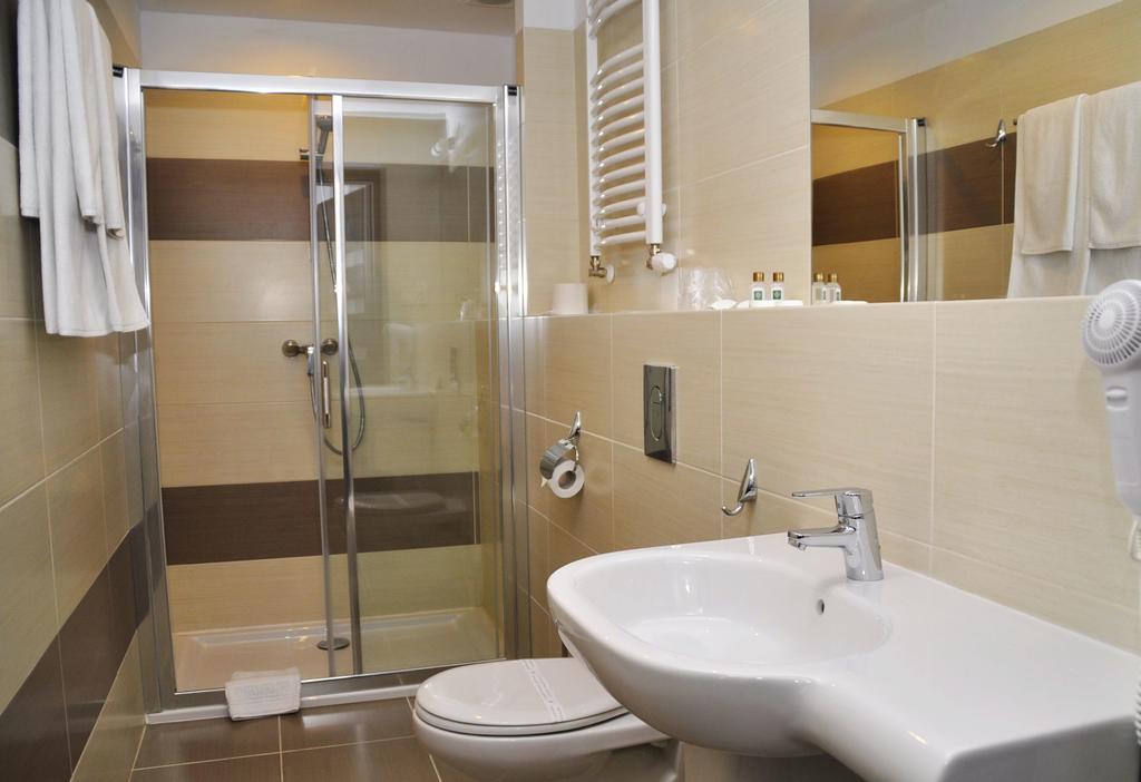Hotel Gromada Arka Lux Košalín Exteriér fotografie